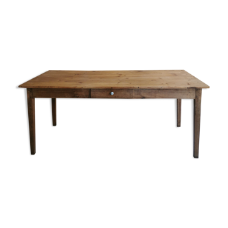 Farm table