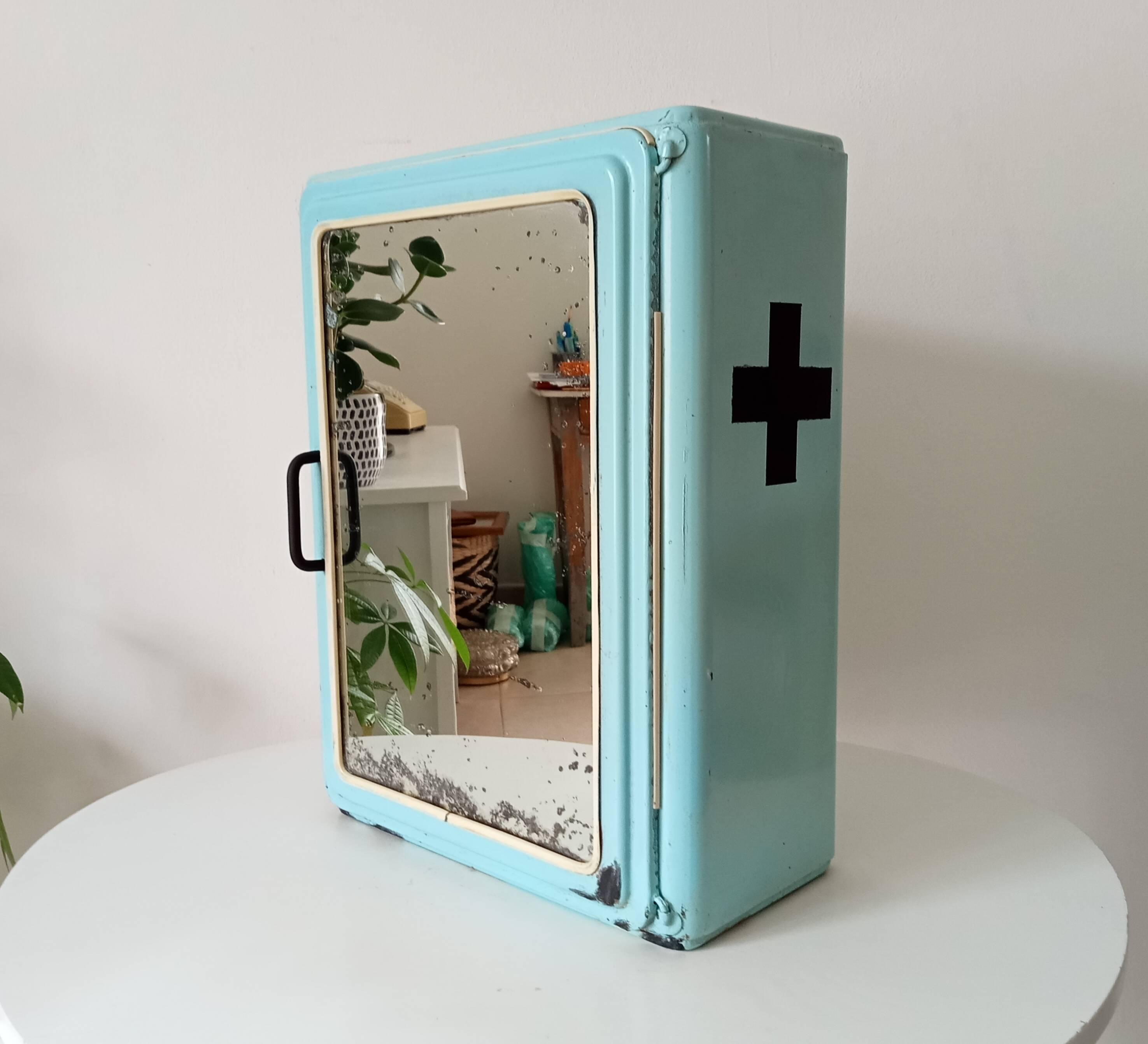 Vintage metal medicine cabinet from the 1950s