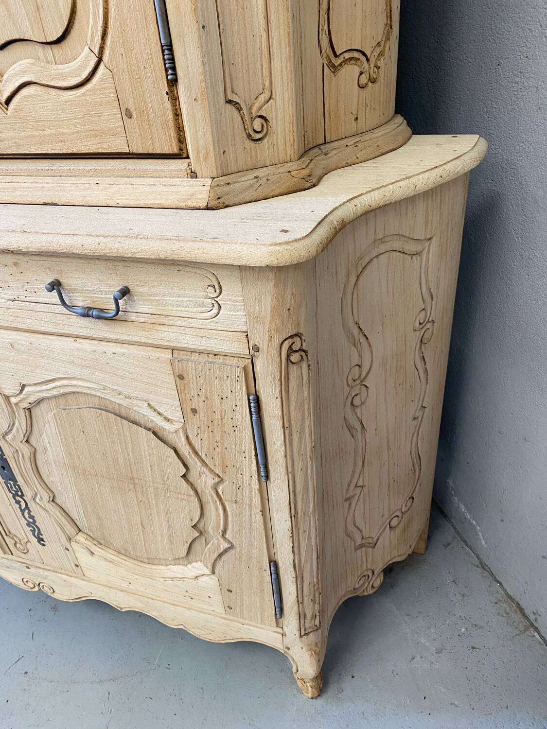 Louis XV sideboard in raw wood