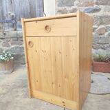 Table de chevet en pin