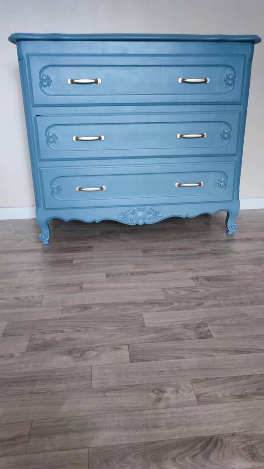 RELOUKEE SOLID WOOD CHEST OF DRAWERS