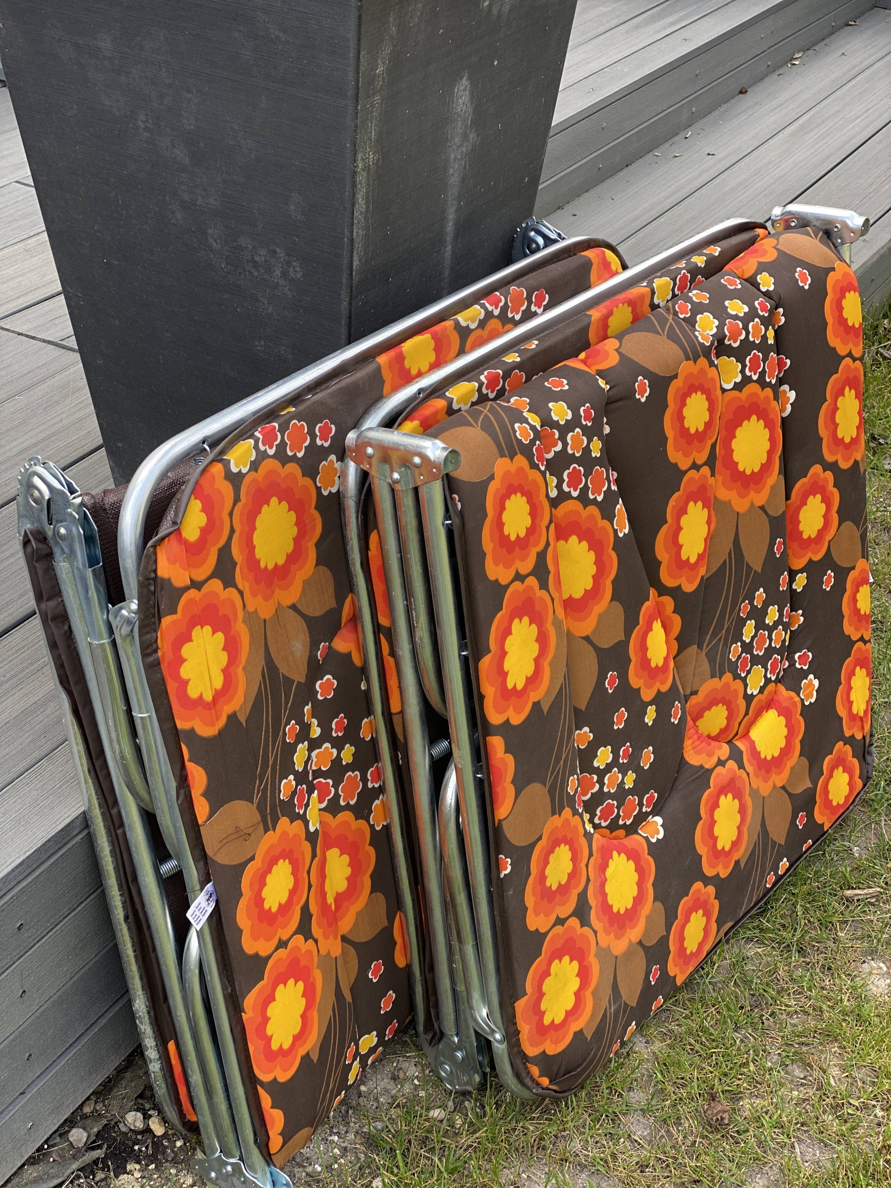 Pair of vintage sunbeds