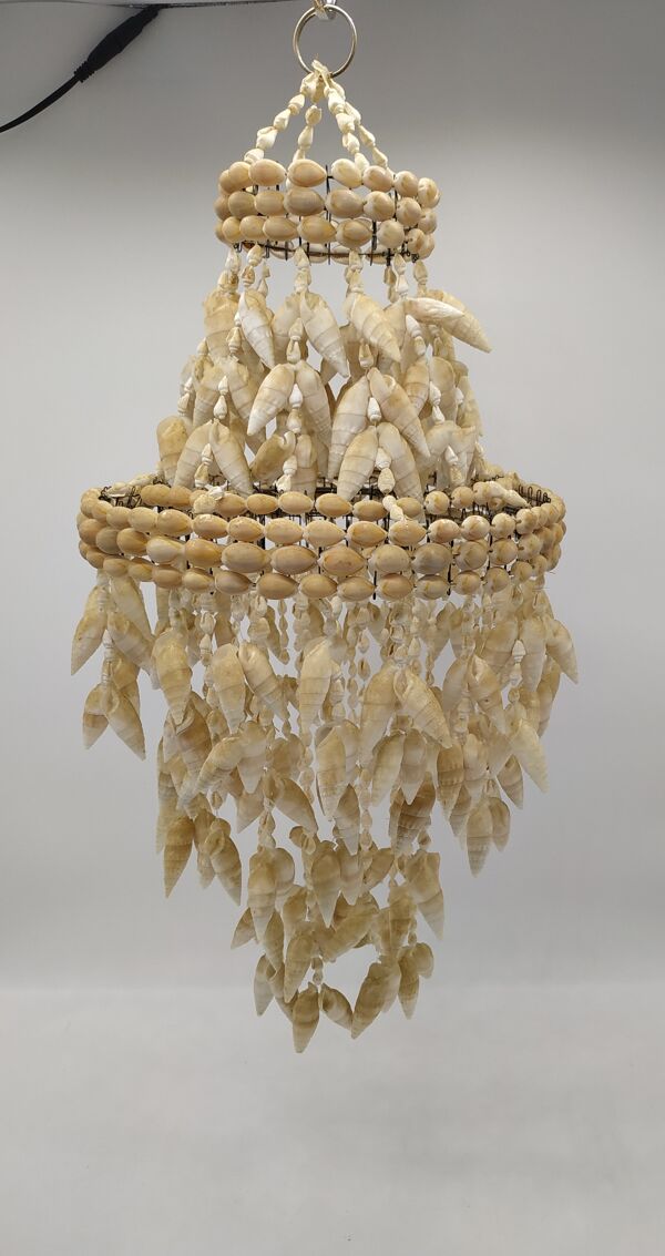 Suspension coquillages cauris vintage