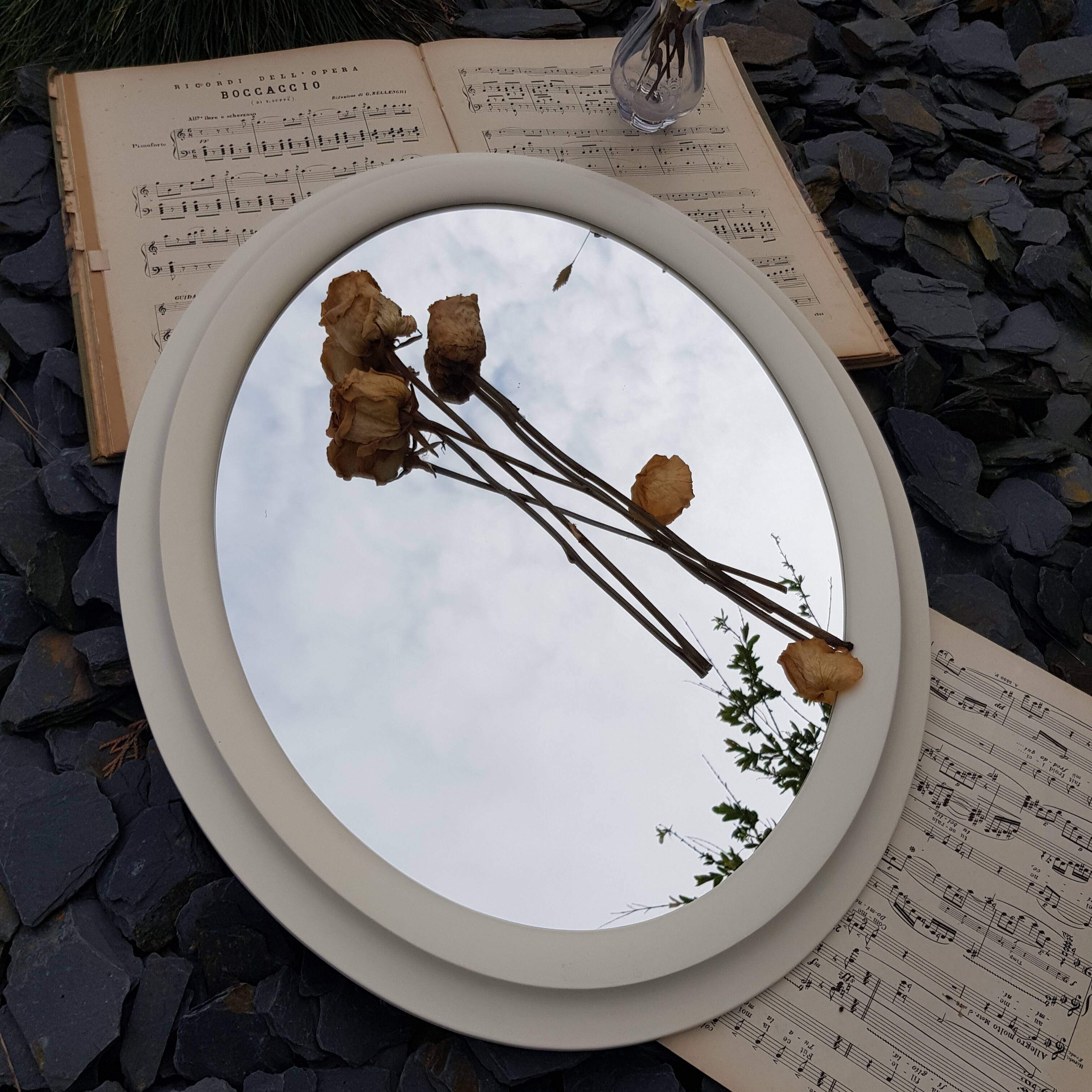 Oval wooden mirror