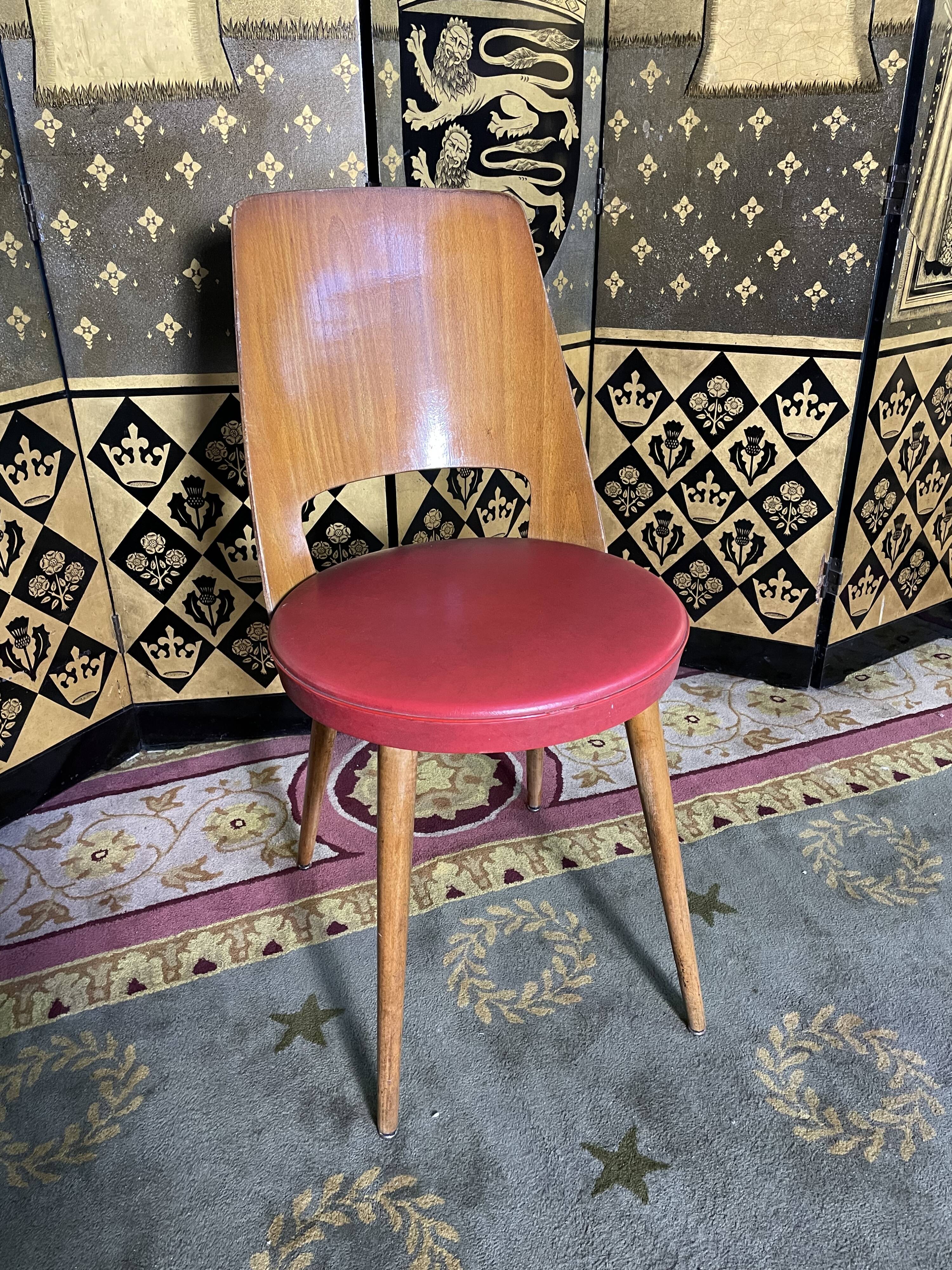 Suite of 8 baumann bistro chairs model Mondor