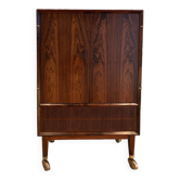 Buffet Beovision par Bang et Olufsen