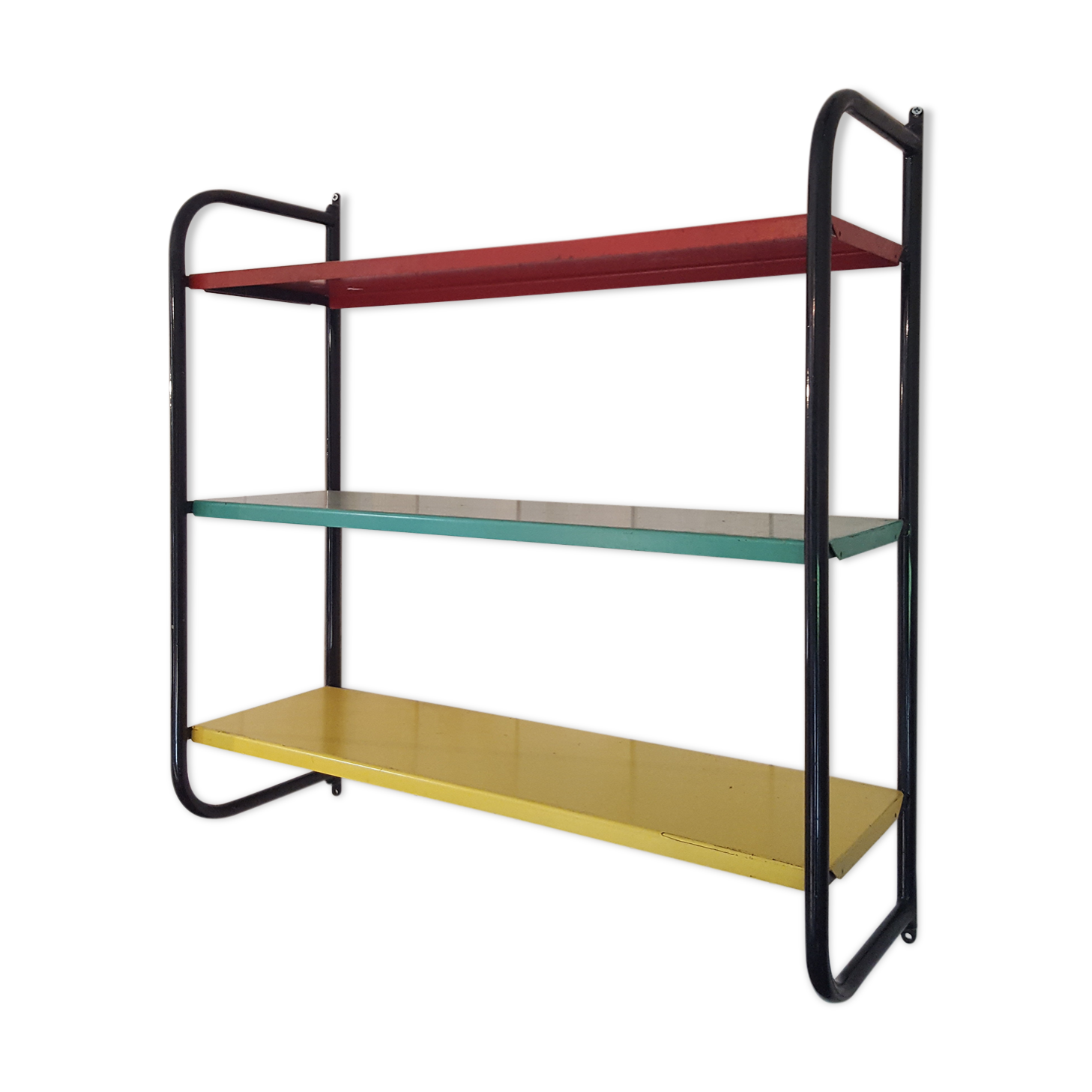 Tricolour wall shelf