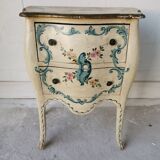 Chevet commode de style vénitien