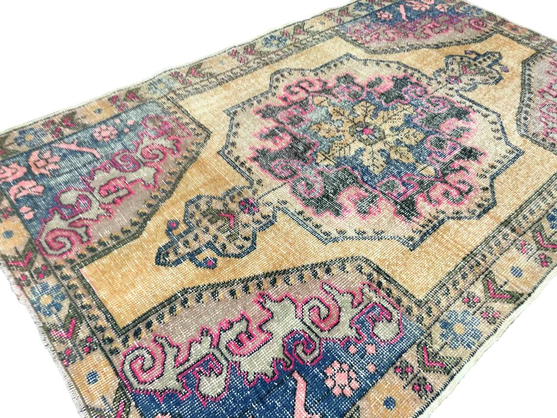 Vintrage Anatolian Decorative Rug