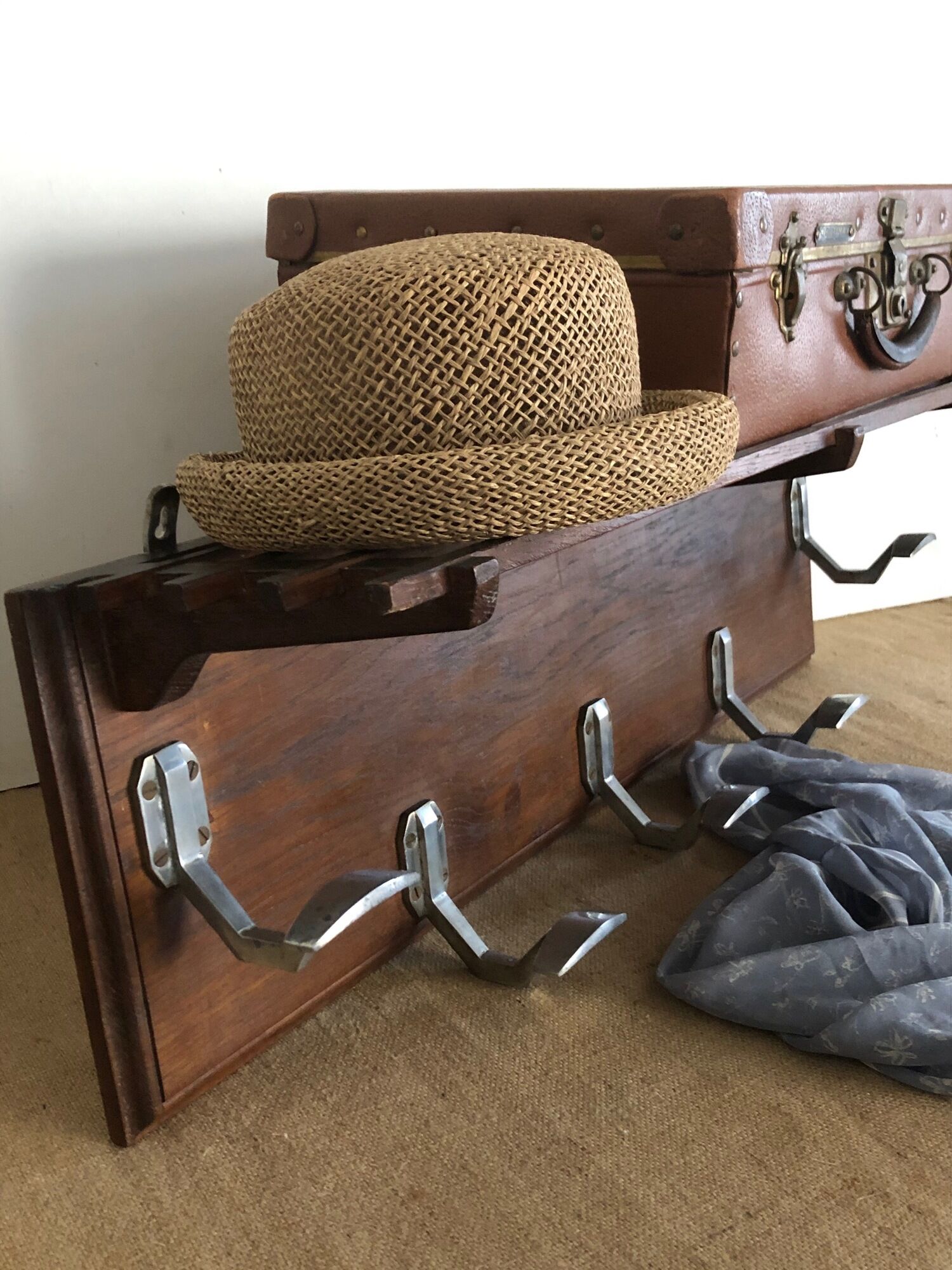 Portemanteau et porte-chapeaux, années 40