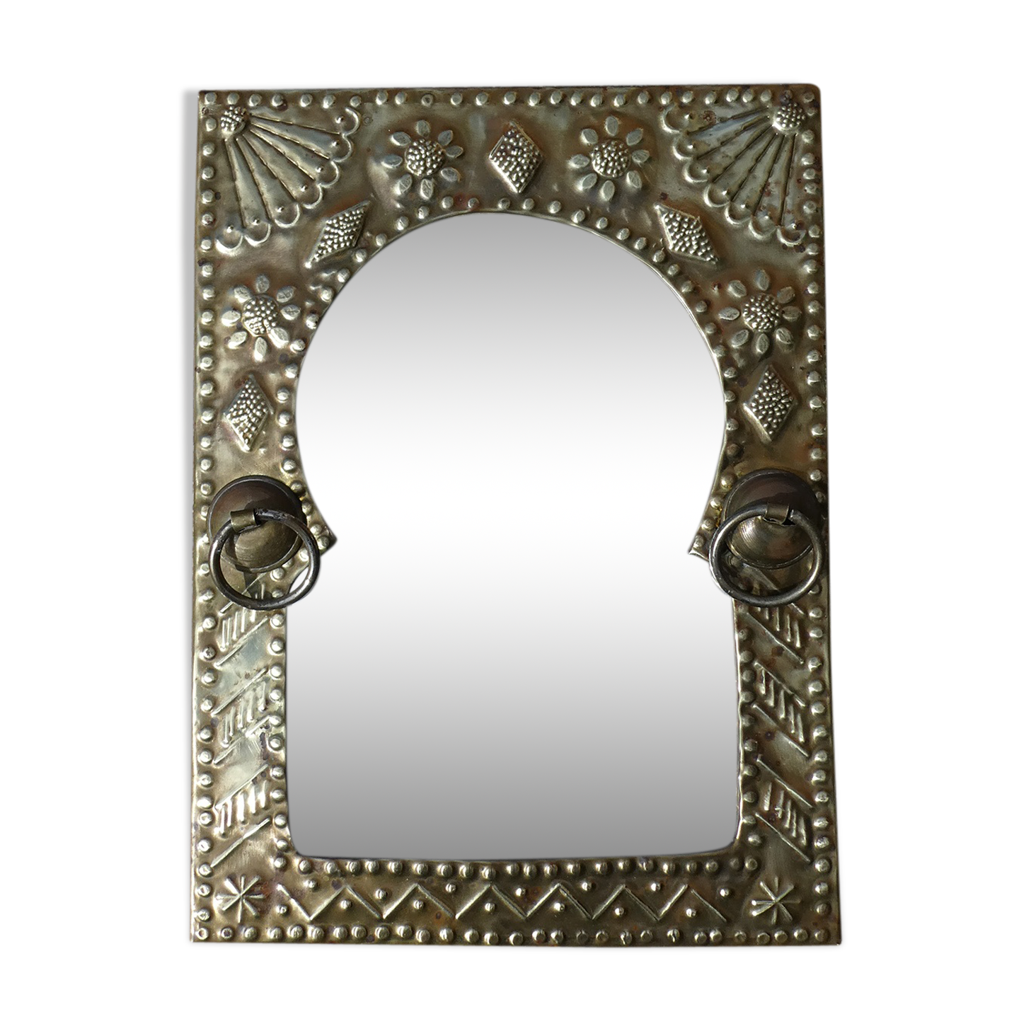 Eastern mirror brass pushed back ethnic style, 23x31cm