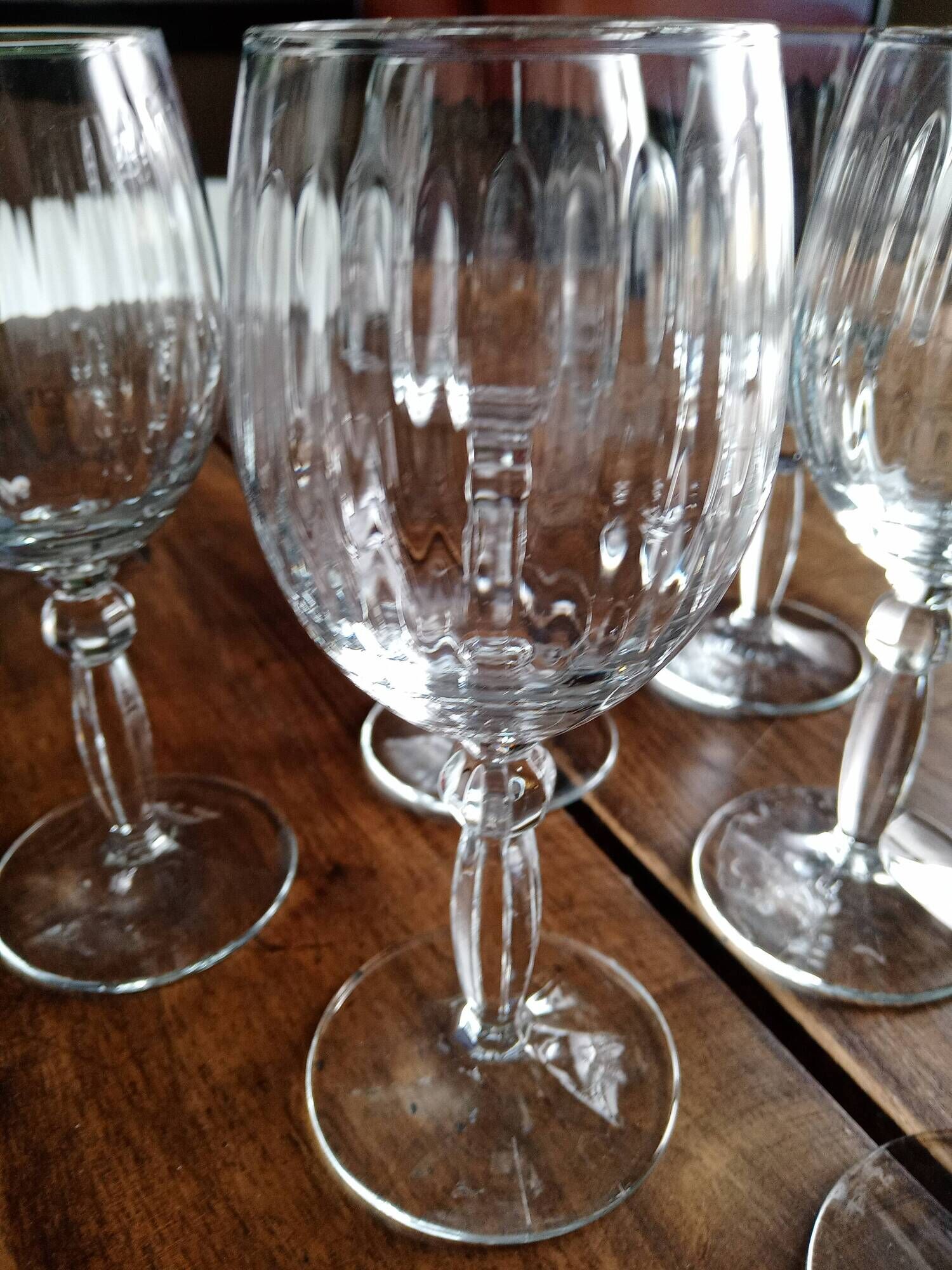 Lot de 6 verres à vin en verre strié