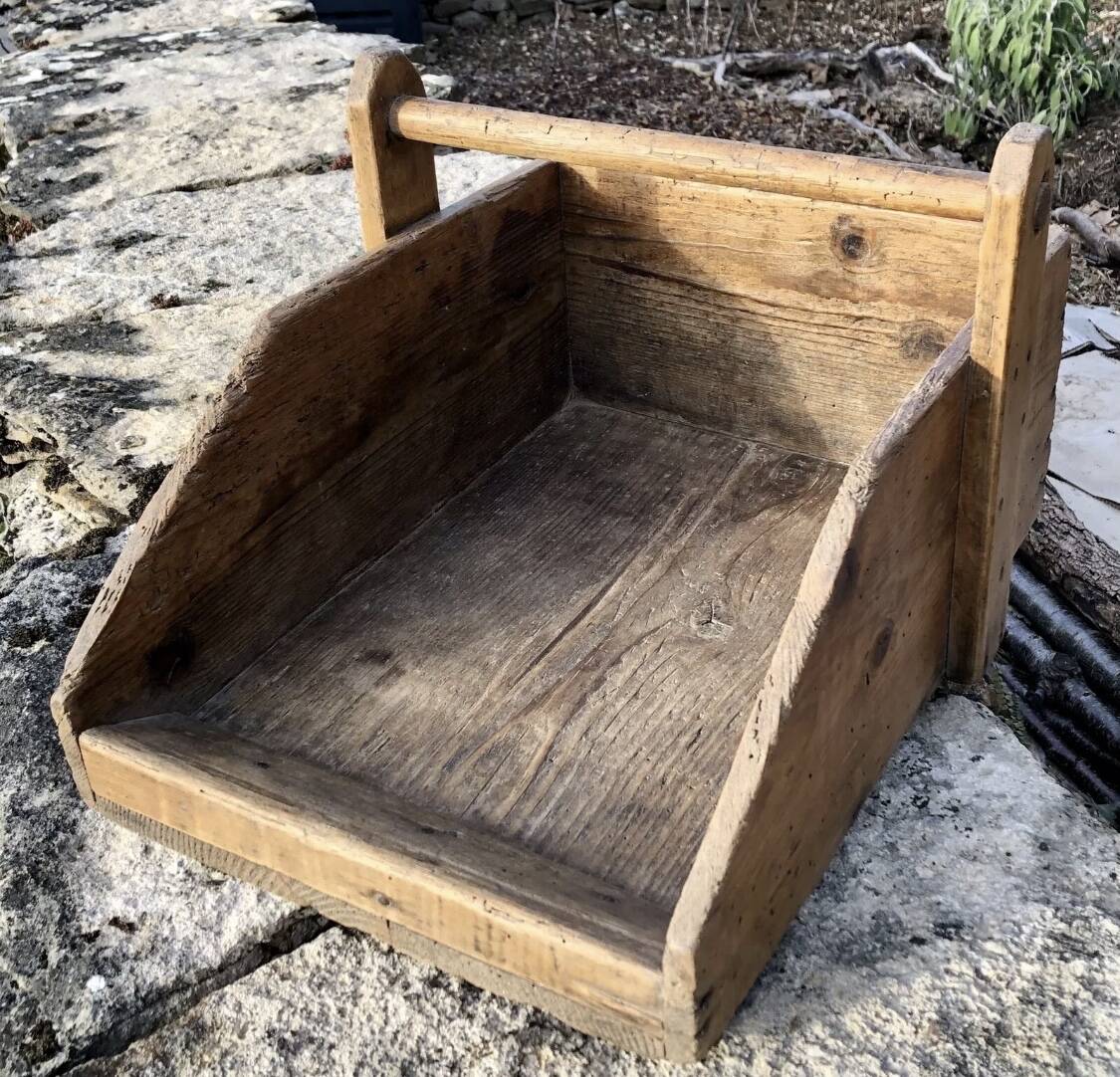 Old wooden basket market gardener florist Savoie chalet