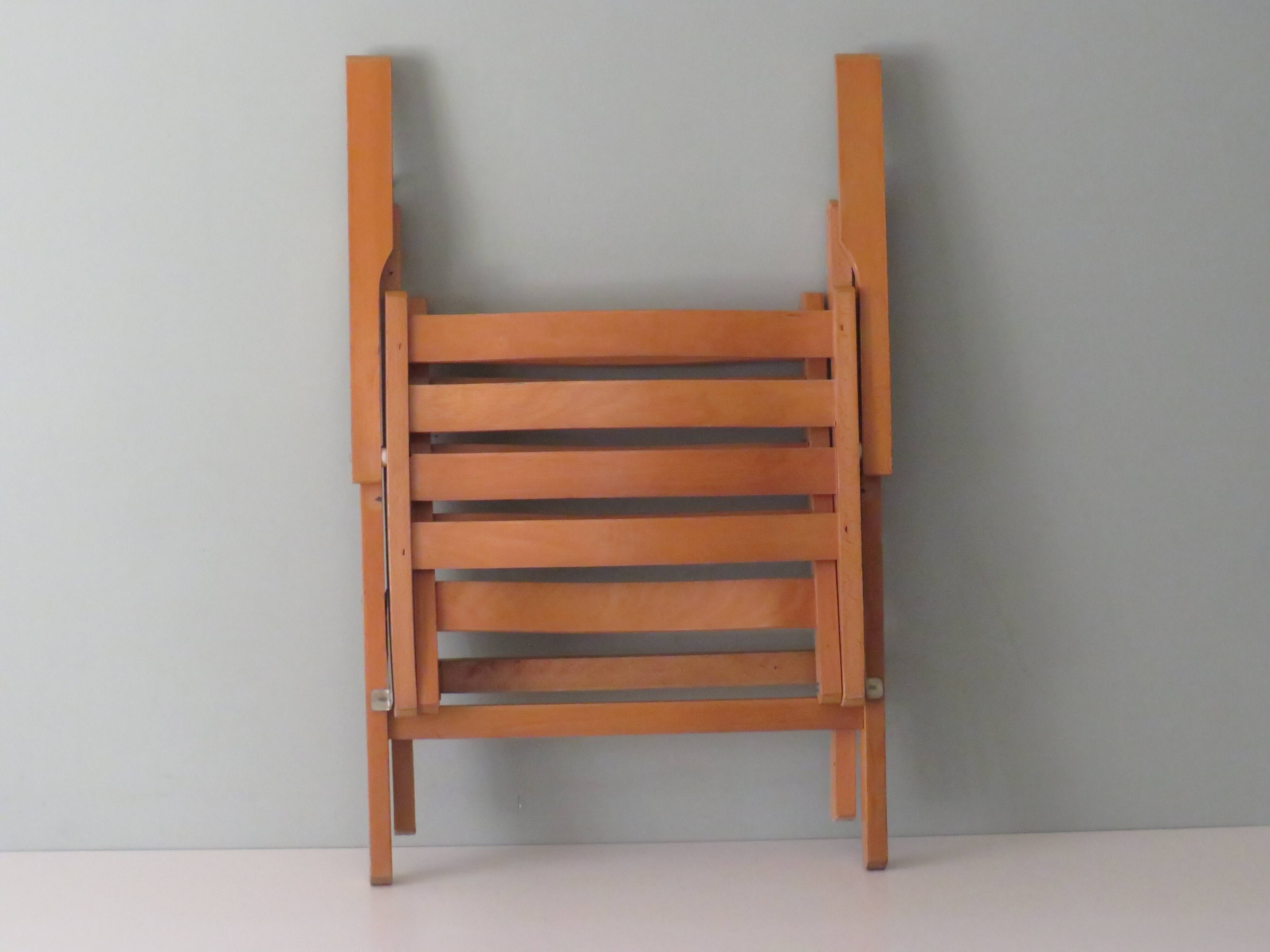 Vintage wood folding garden set.