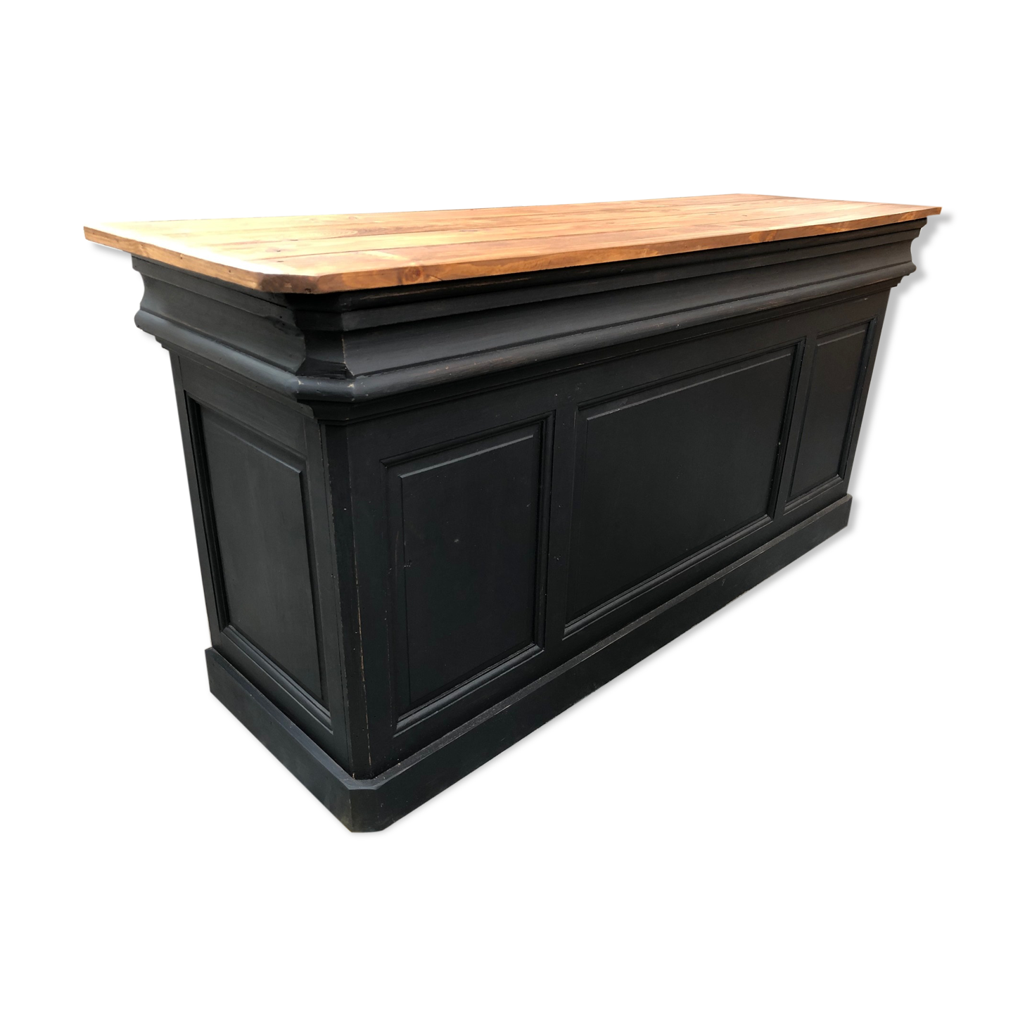 Old patinated counter