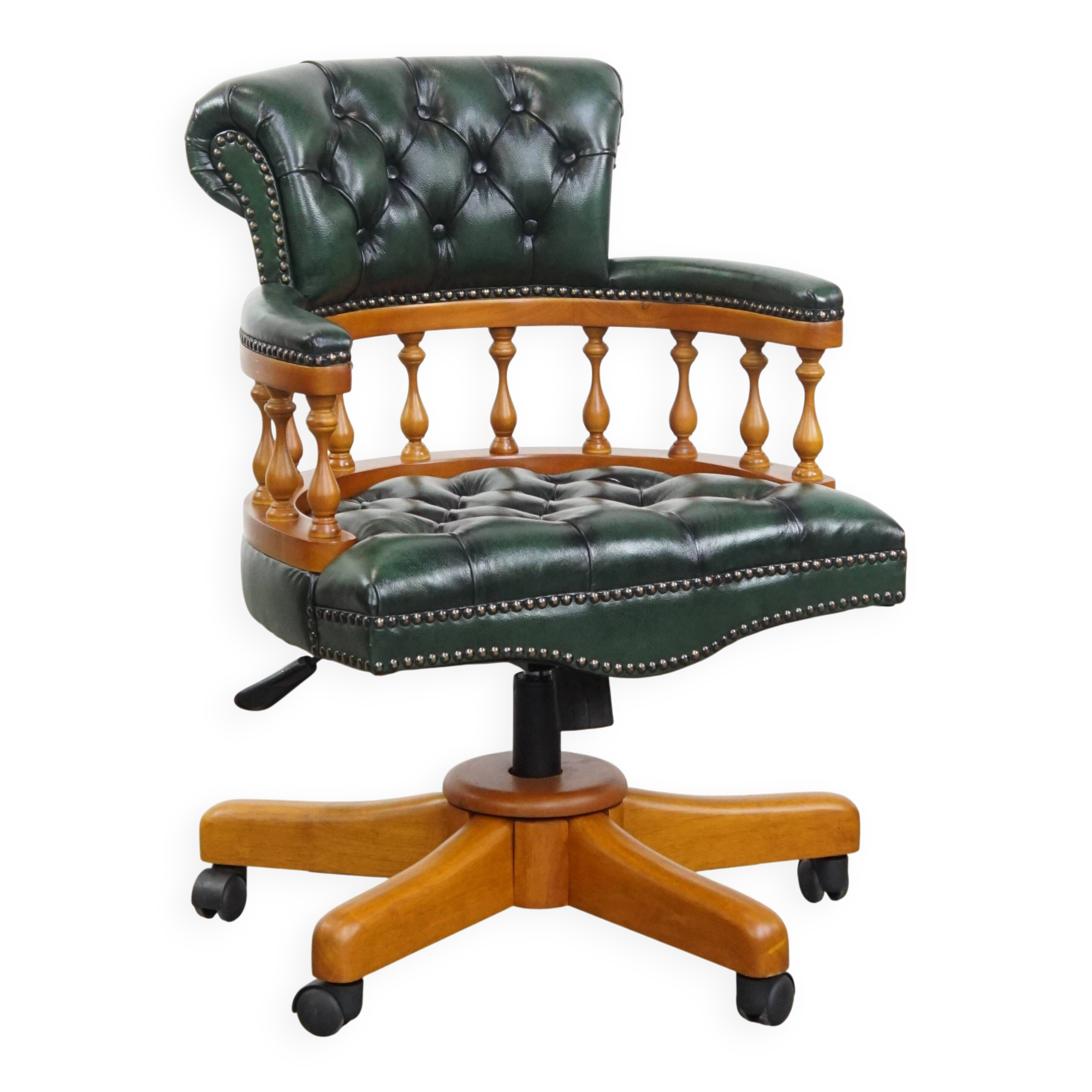 Chaise de bureau Chesterfield verte en cuir de vachette sur roulettes