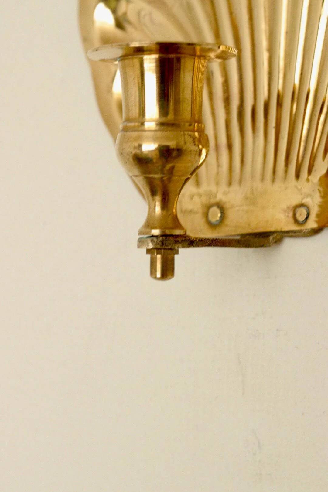 Pair of vintage brass shell scallop sconces