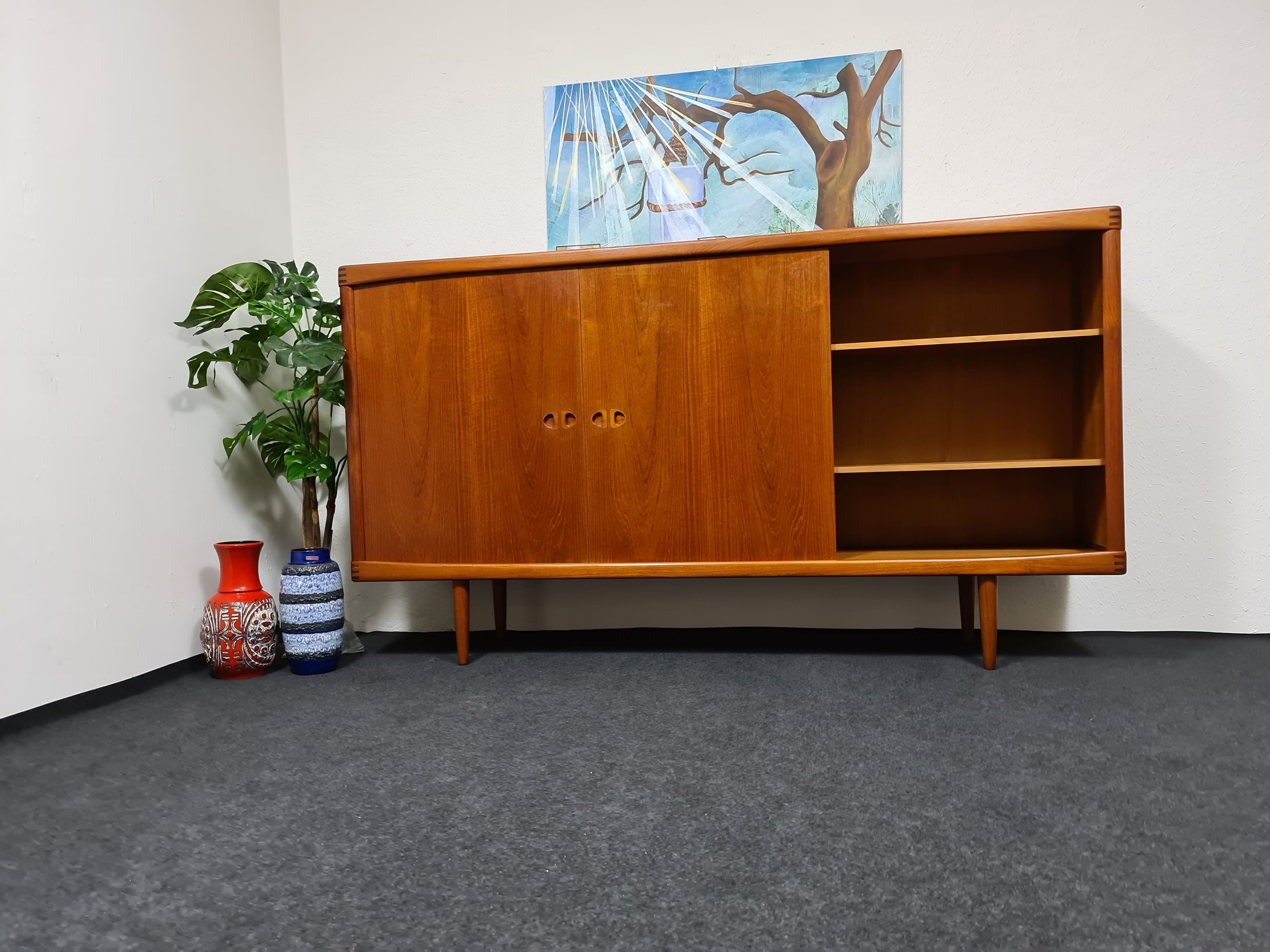 Buffet par H W Klein pour Bramin