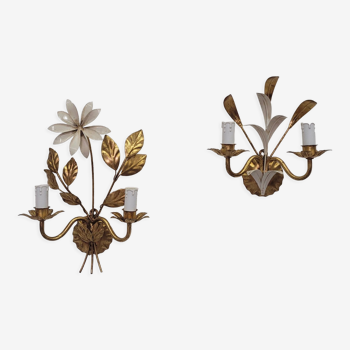 Pair of vintage flower and brass leaf wall lamps dating from the 1960s