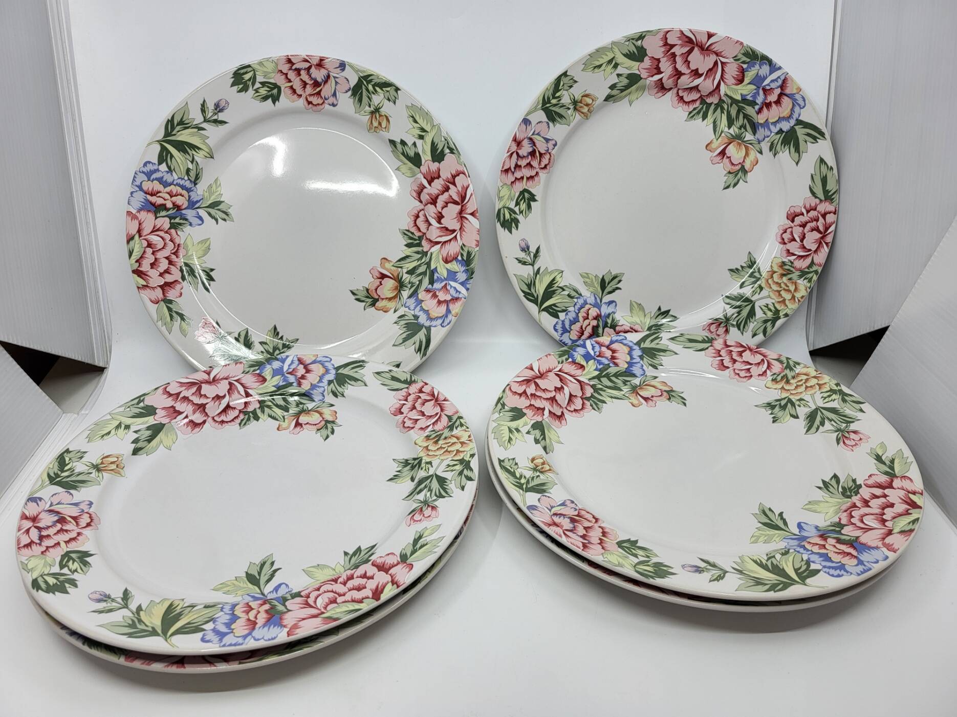 Rose Garden Plates Set by Showa Art Workshop Japan (Set of 6)