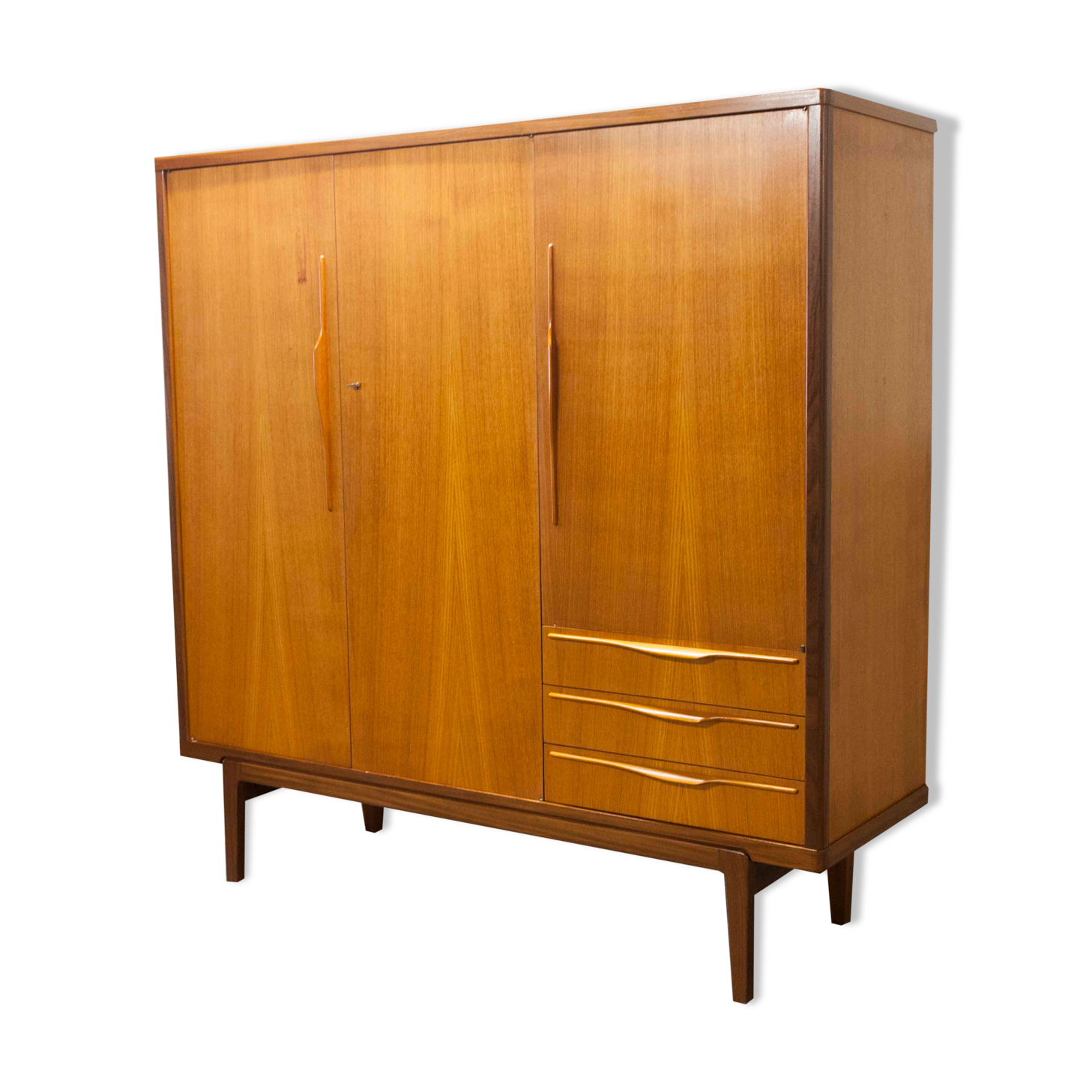 Armoire scandinave en teck 1969 NF Ameublement 202