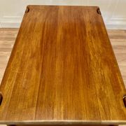 TABLE BASSE DESIGN SCANDINAVE "1960".
