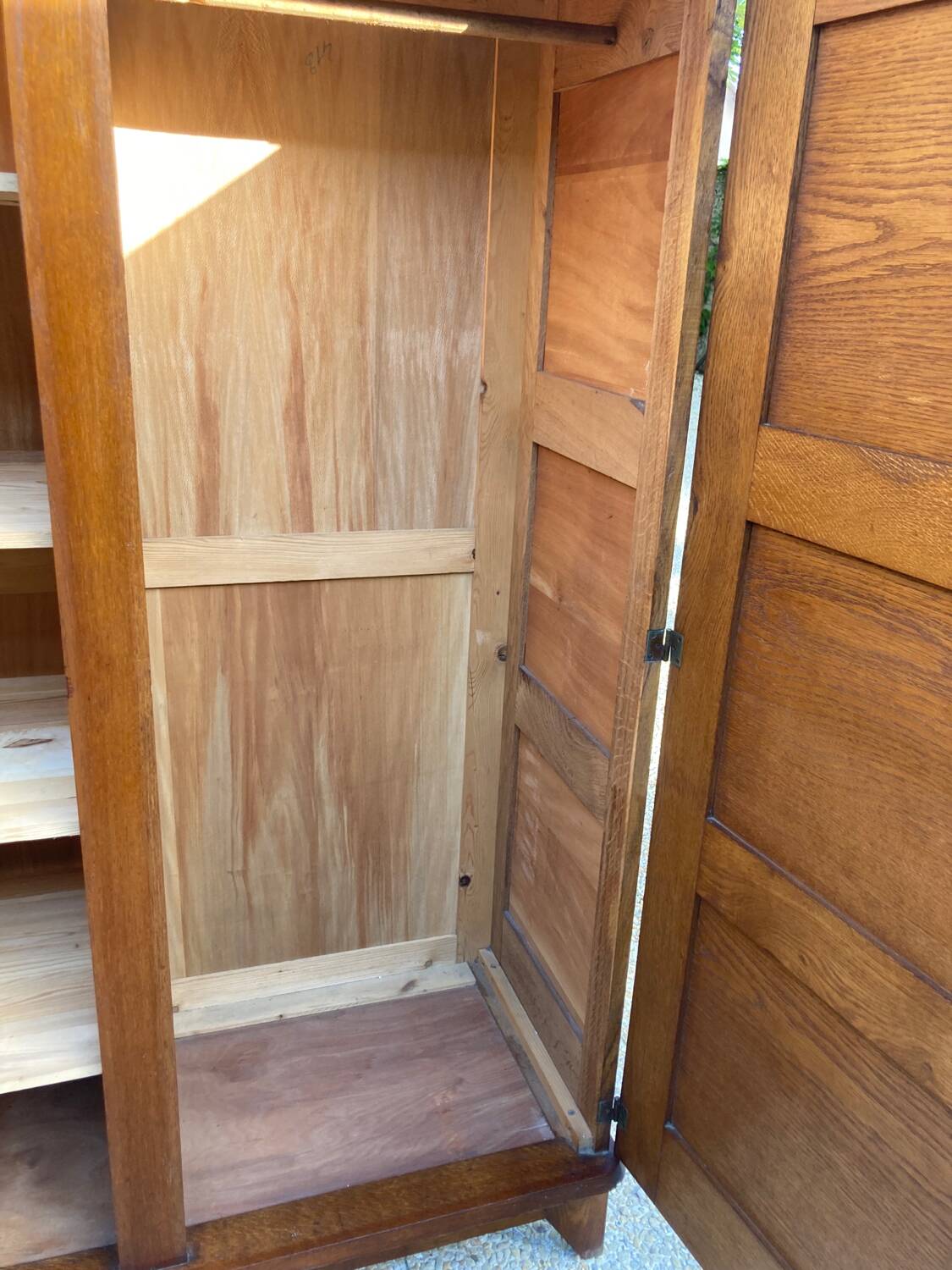 René Gabriel wardrobe