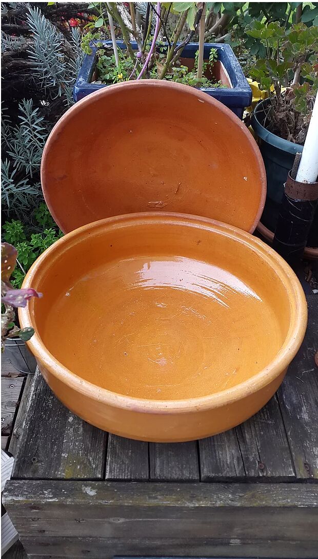 Large earth pot