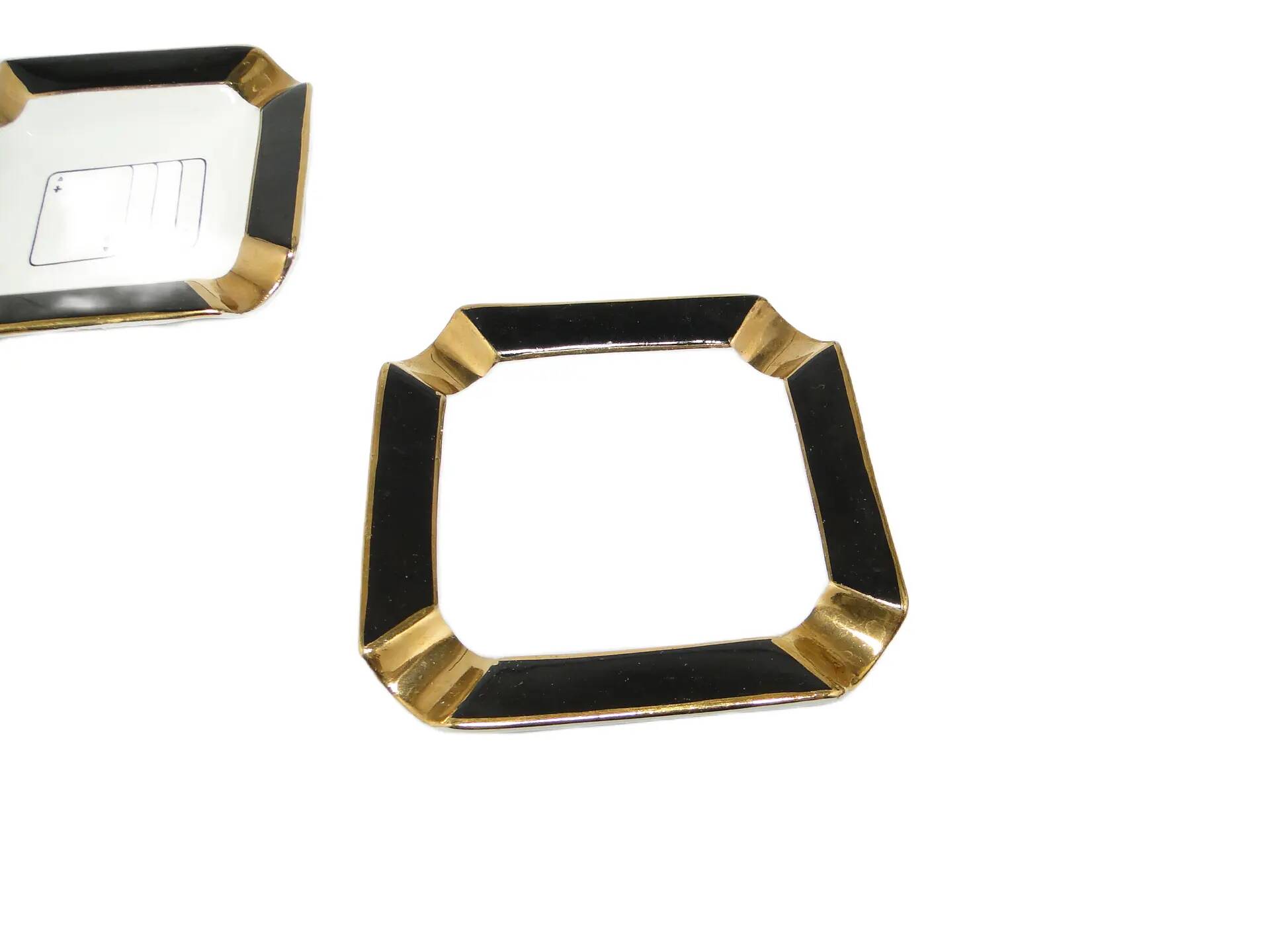 Set of three bridge ashtrays, mid-century modern, porcelain, Ćmielów, Poland, 1960s.
