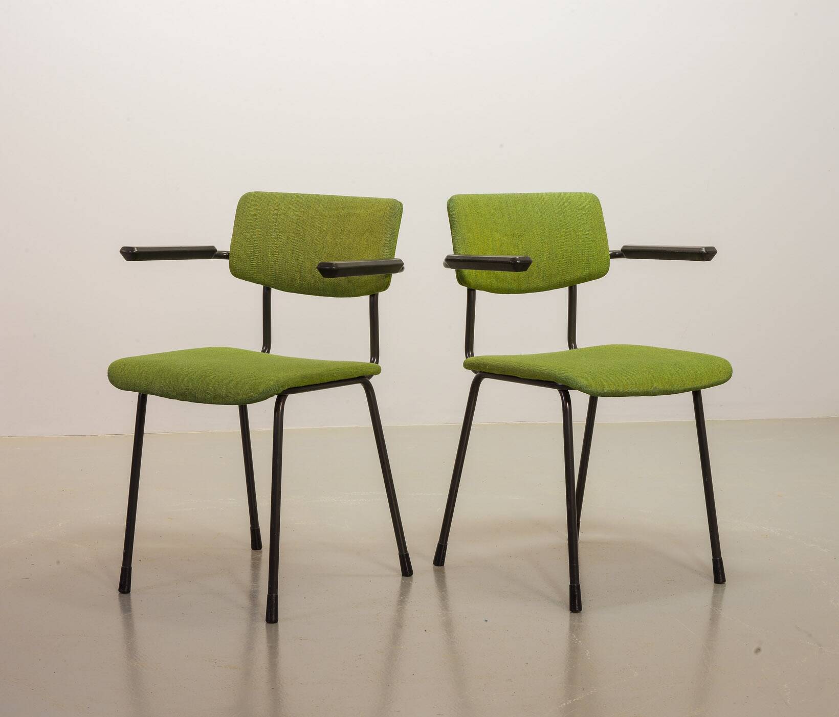 6 Dutch Design Gispen Dining Chairs Model 1235 by André Cordemeyer 1960s