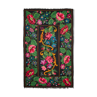 Vintage Moldovan Kilim 211 x 135 cm