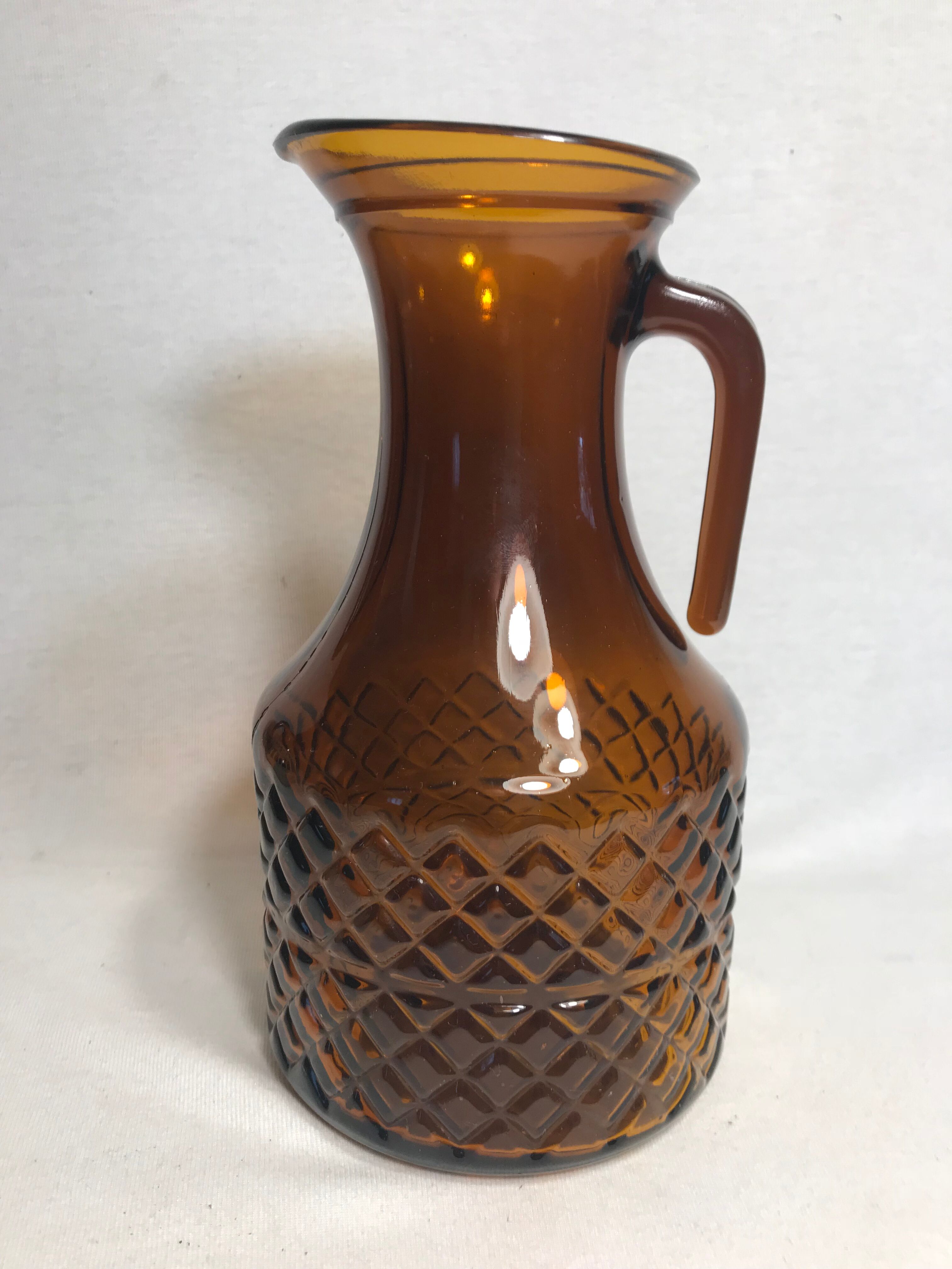 Service old decanter and its 6 glasses for orange juice - geometric vintage