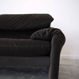 Maralunga sofa by Vico Magistretti