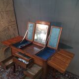 18th-century man hairdresser