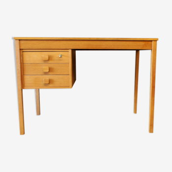 Scandinavian desk in light oak