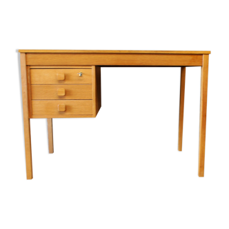 Scandinavian desk in light oak