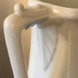 Paire de vases à fleurs en porcelaine blanche