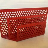 Red mail holder