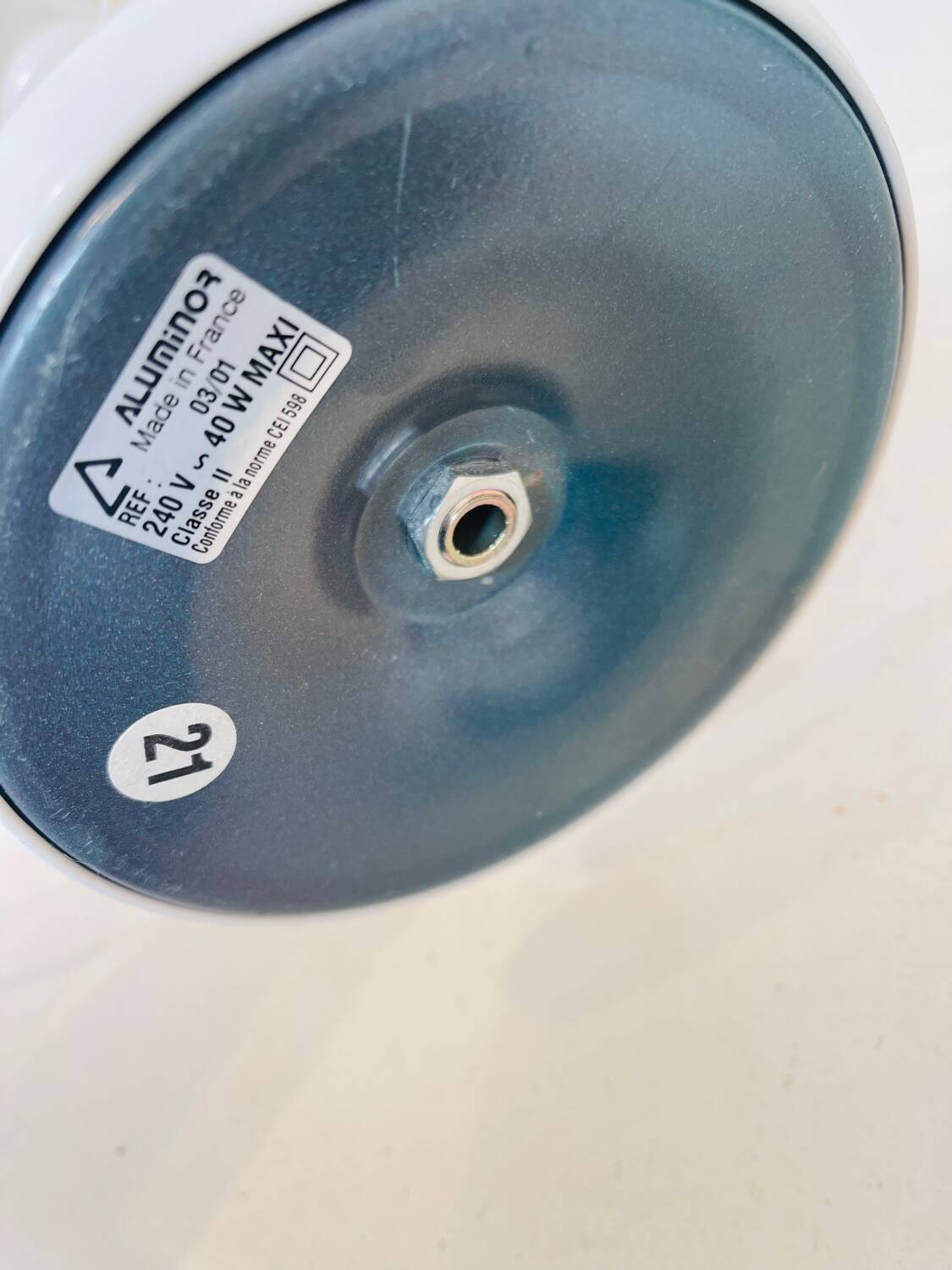 Lampe Aluminor blanche, circa 1975