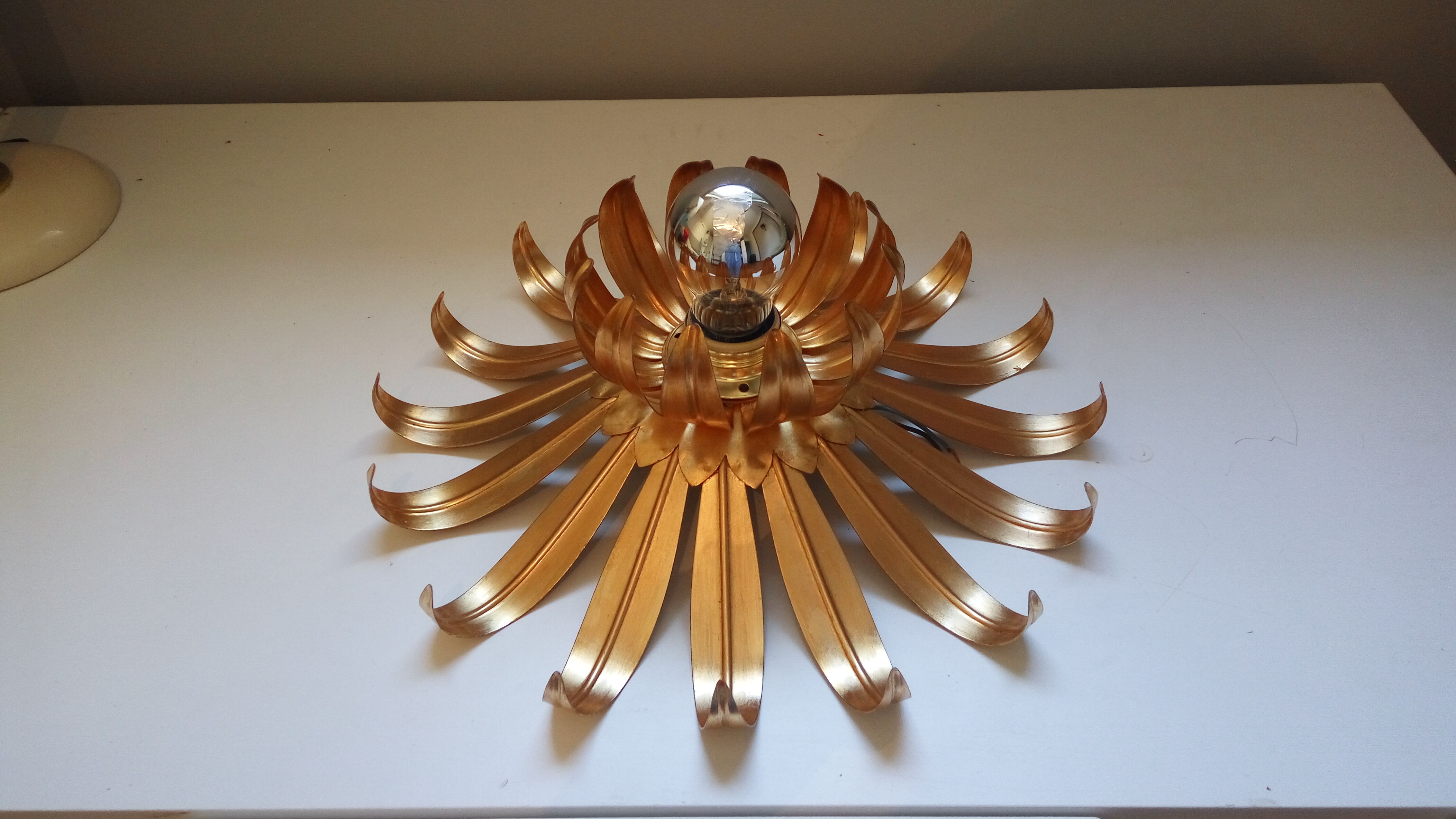 Wall light flower vintage 70s