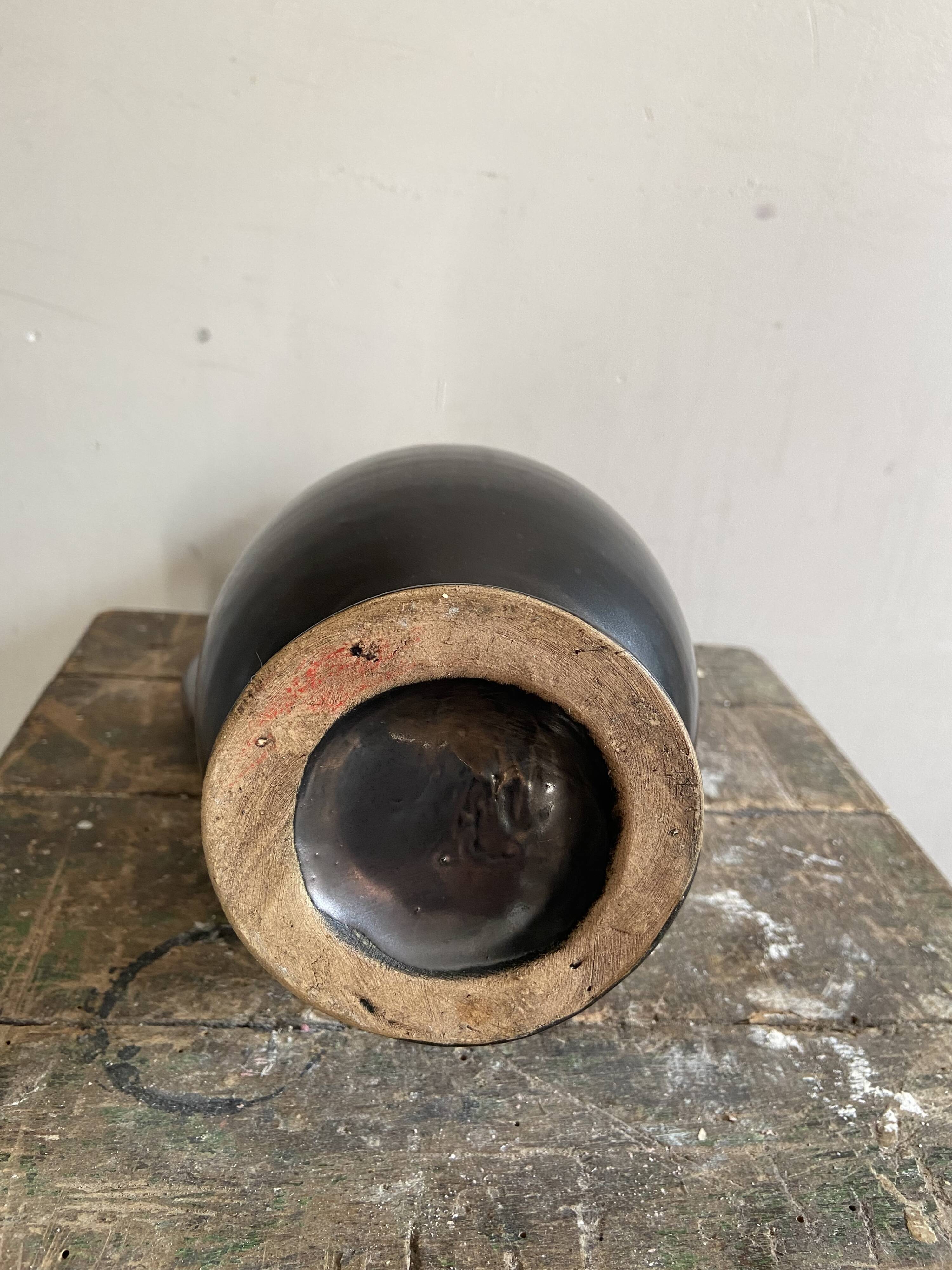 Black and yellow vase 60s Pol Chambost style