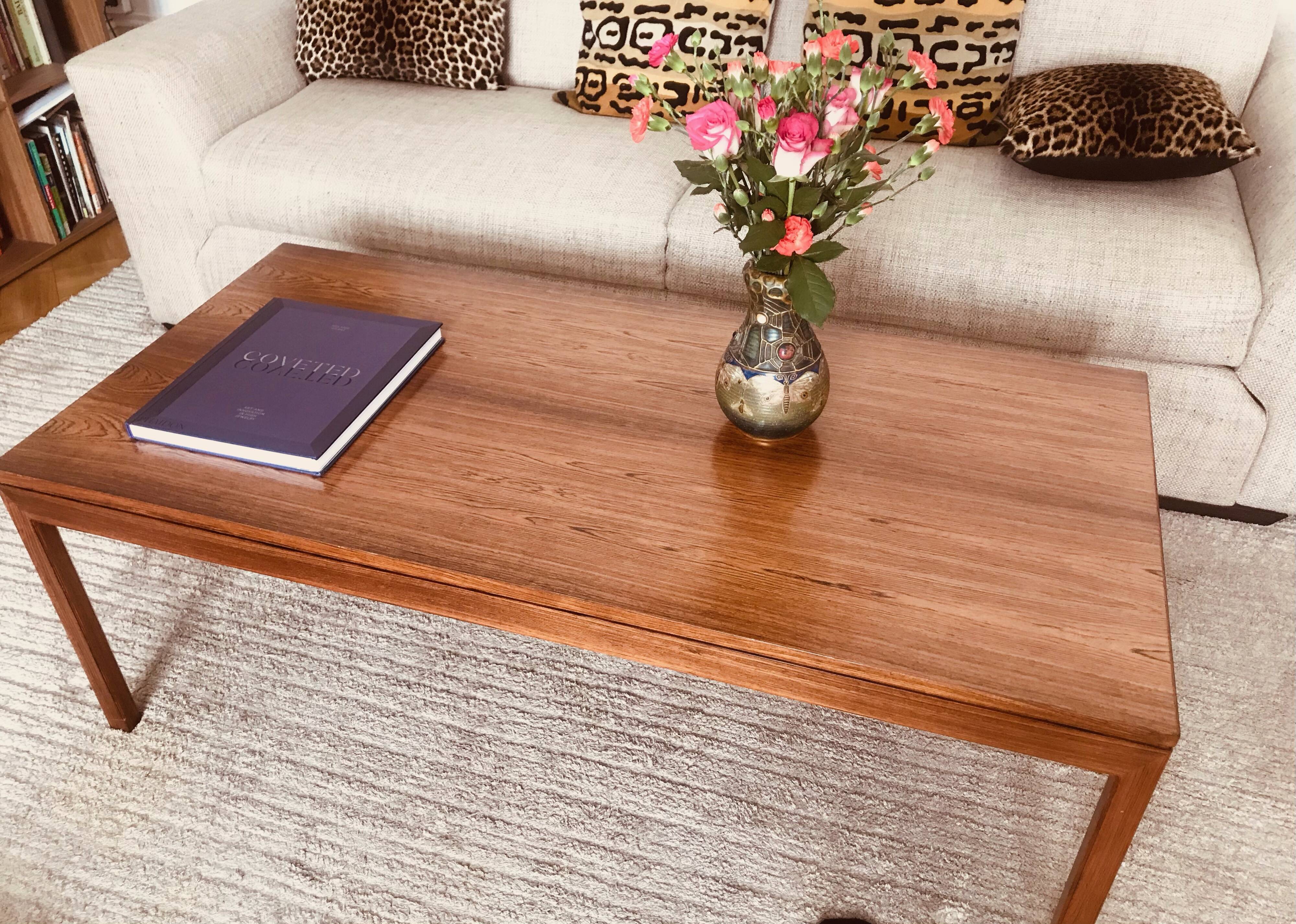 Vintage danish rosewood rectangular coffee table 60s perfect condition, by Thorald Madsens.