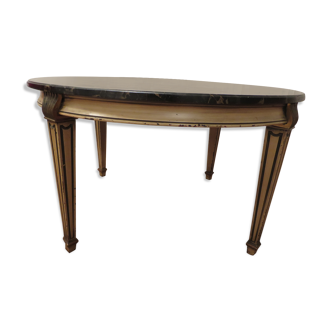Table basse avec plateau marbre