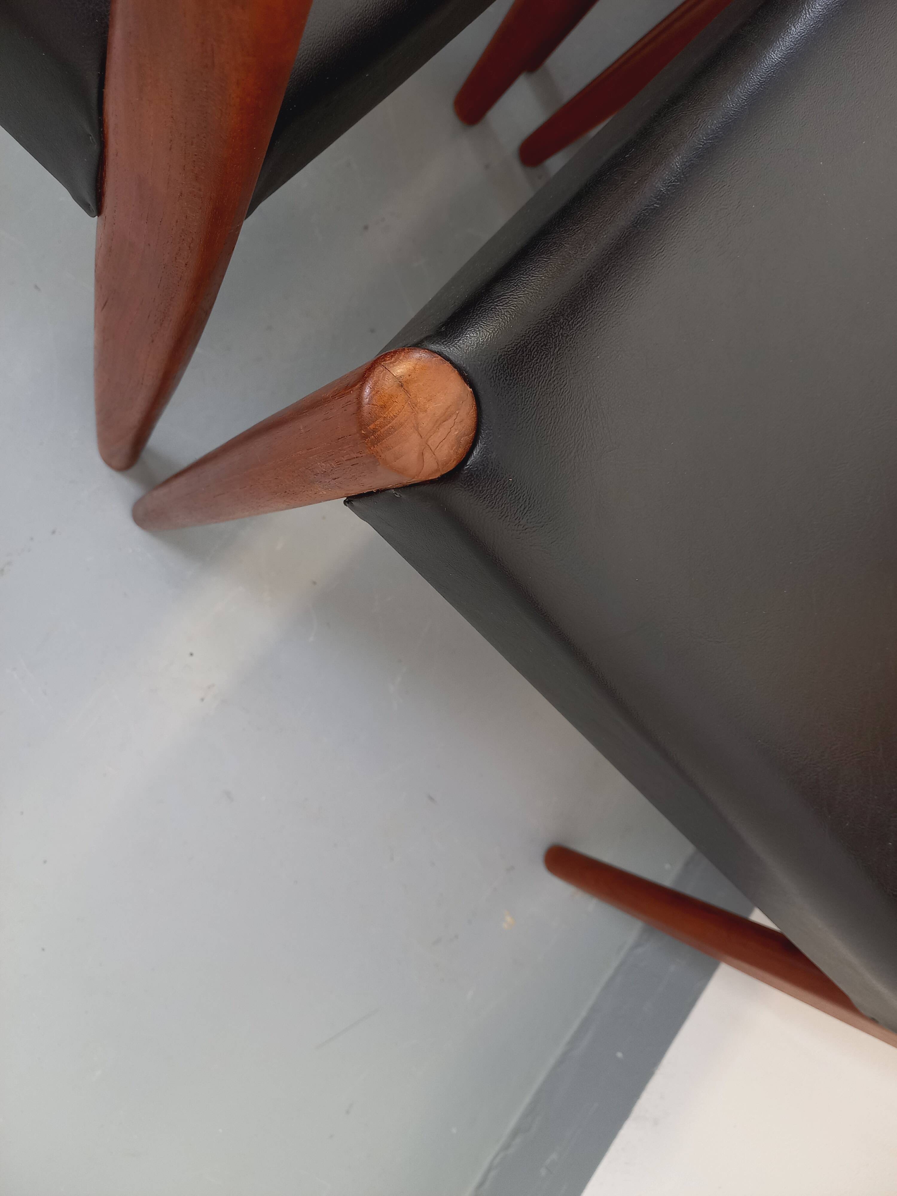 Set of 6 vintage Scandinavian Fristho Franeker chairs in teak and skai from the 60s