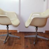 EAMES shell armchair white Herman Miller