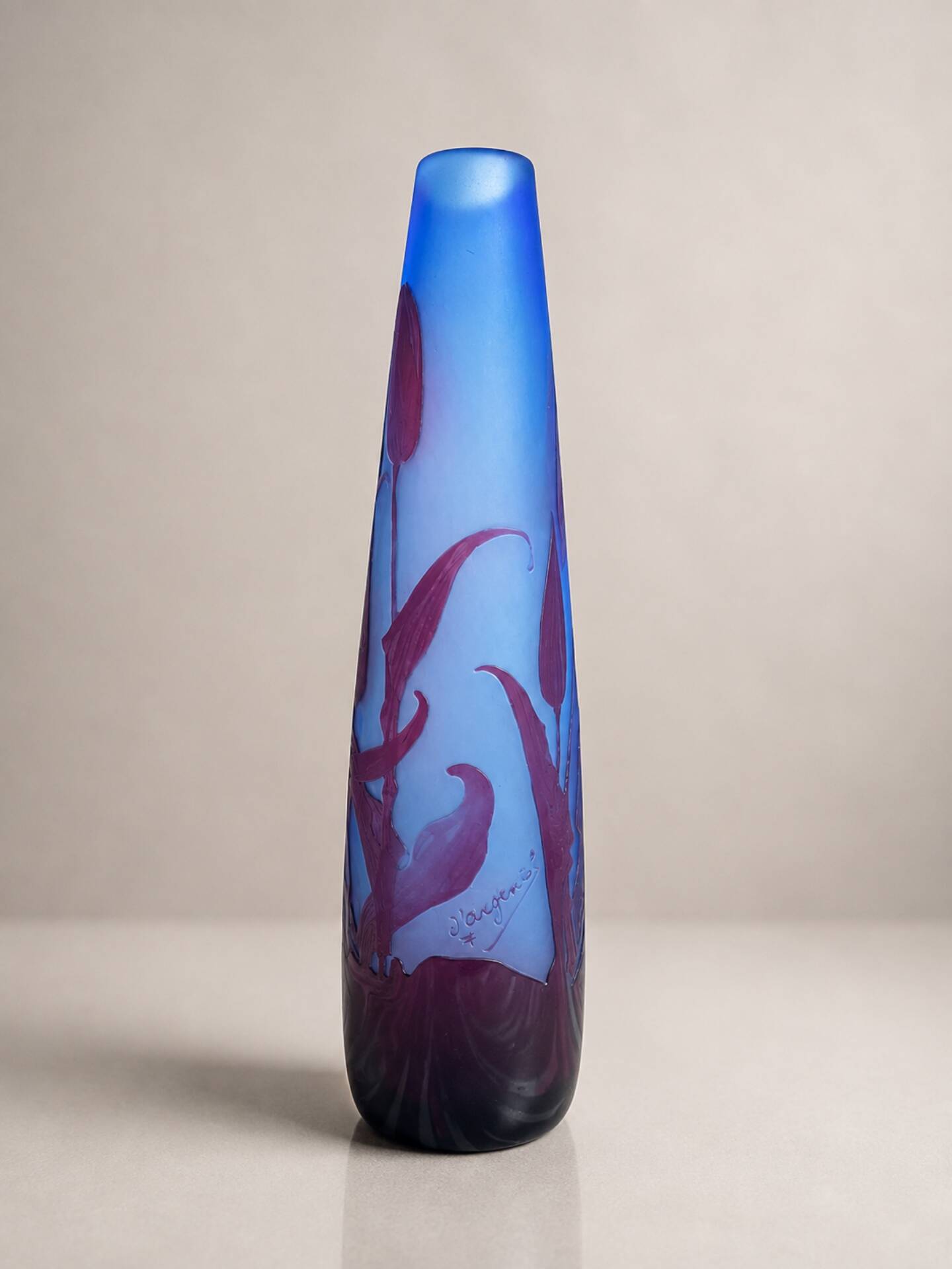 Argental soliflore vase (circa 1920).