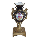 Medicis vase in porcelain