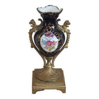 Vase médicis en porcelaine