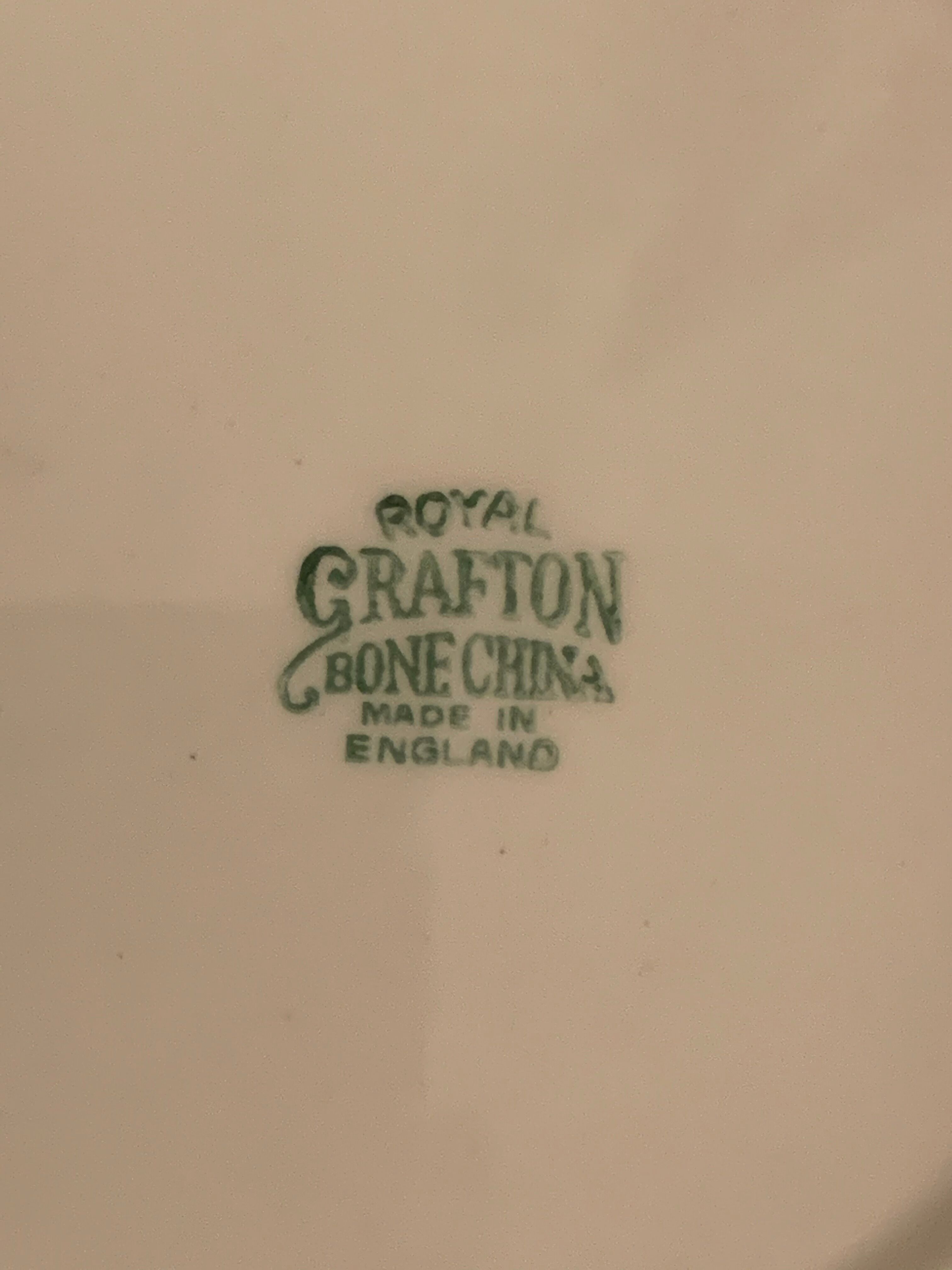 English dessert service 6 plates and 1 Grafton Royal dish