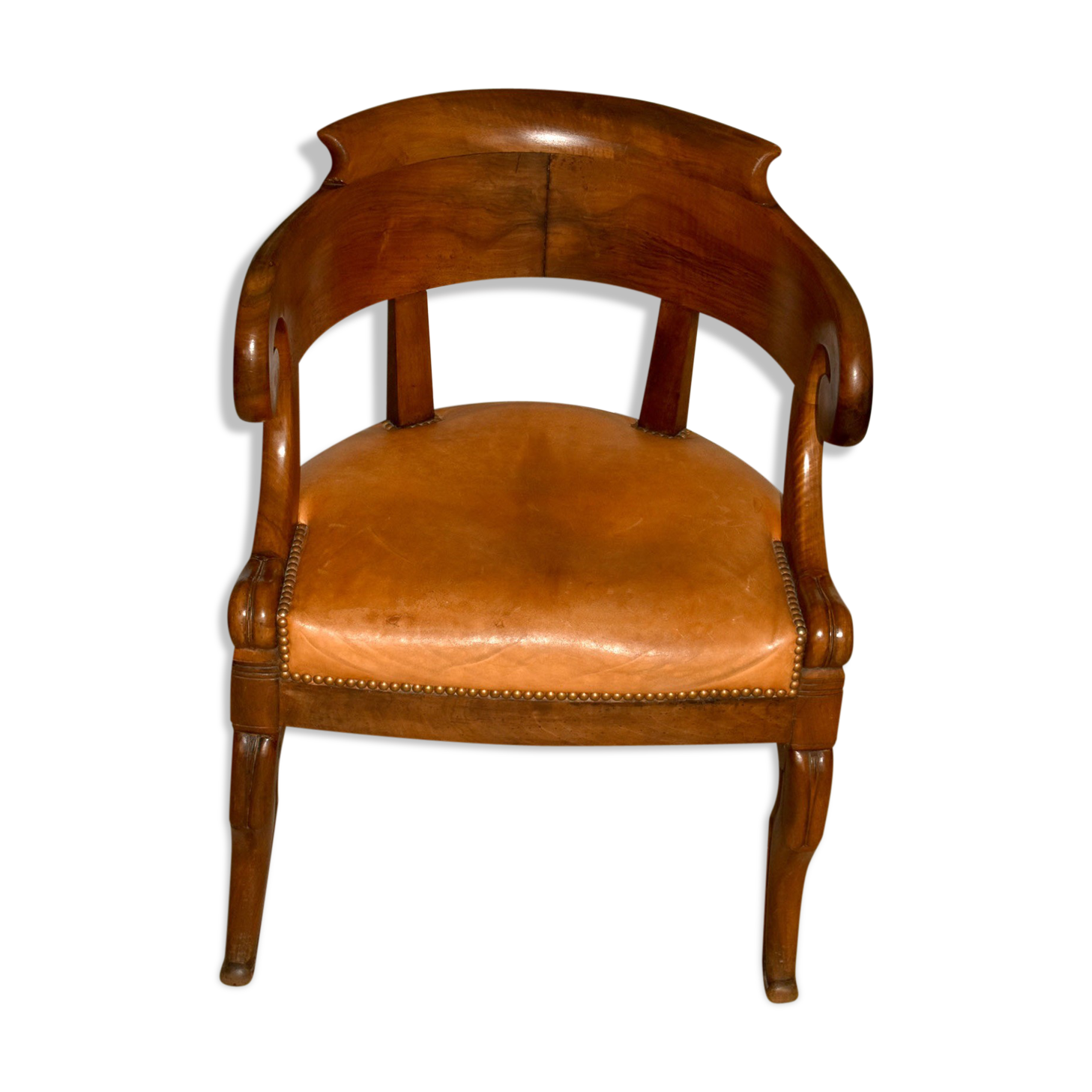 Old leather office chair And solid wood